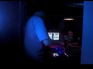 BenMart mixing in darkness at Head Room Madrid