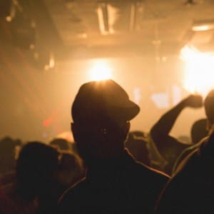 BenMart siluet in darkness of the dancefloor
